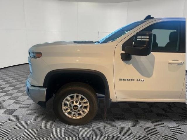 2025 Chevrolet Silverado 2500 HD — detail view