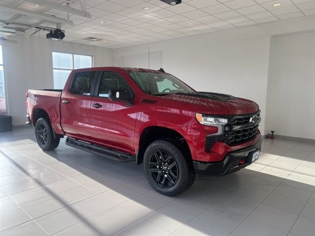2026 Chevrolet Silverado 1500 LT Trail Boss in Radiant Red Tintcoat — front three-quarter view